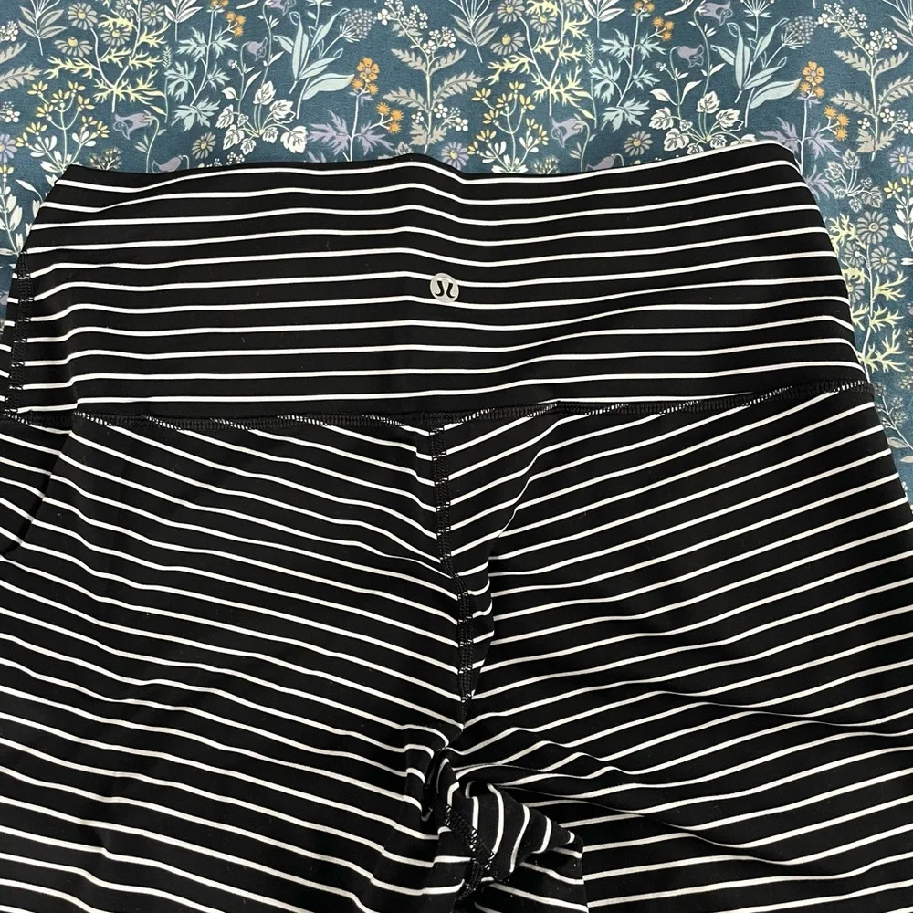 Lululemon Leggings - Picture 2 of 3